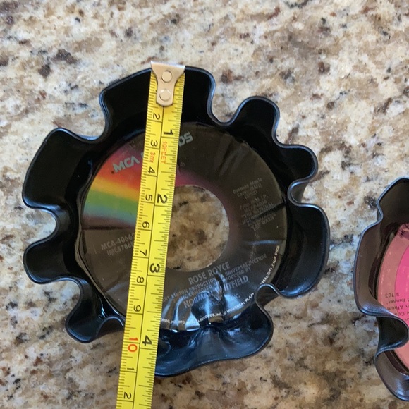 2 Record bowls for a 1950s party - Picture 2 of 4